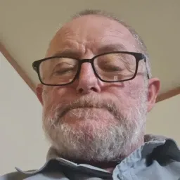 Reliable - Chat with Belden Cushing  - Sextingme AI 