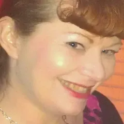 Bartender - Chat with Betty  - Sextingme AI 