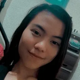 Influencer - Chat with Lilie - Sextingme AI 