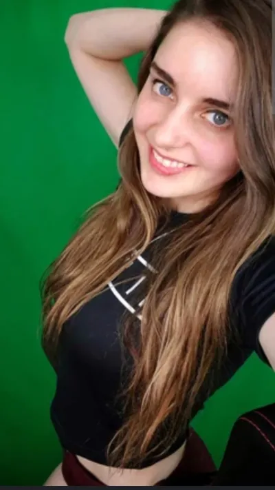 Chat with looserfruit  - Sextingme AI 