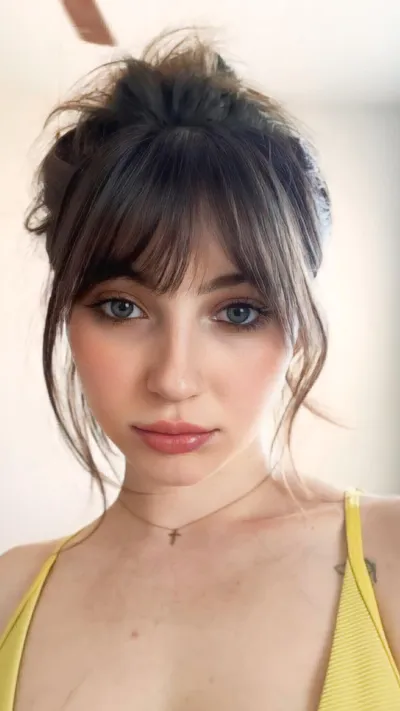 Chat with Trixie  - Sextingme AI 