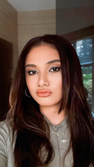 Chat with Olivia - Sextingme AI 