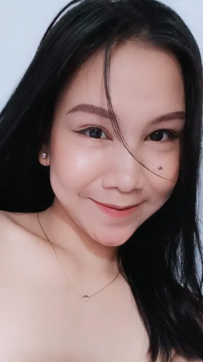 Chat with Temmy  - Sextingme AI 